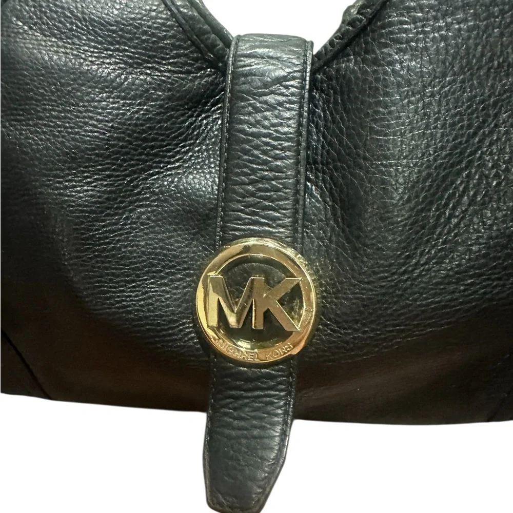 Michael Kors Black Leather Hudson Shoulder Bag Pebble Butter Leather! Non-Smoker - Picture 3 of 16